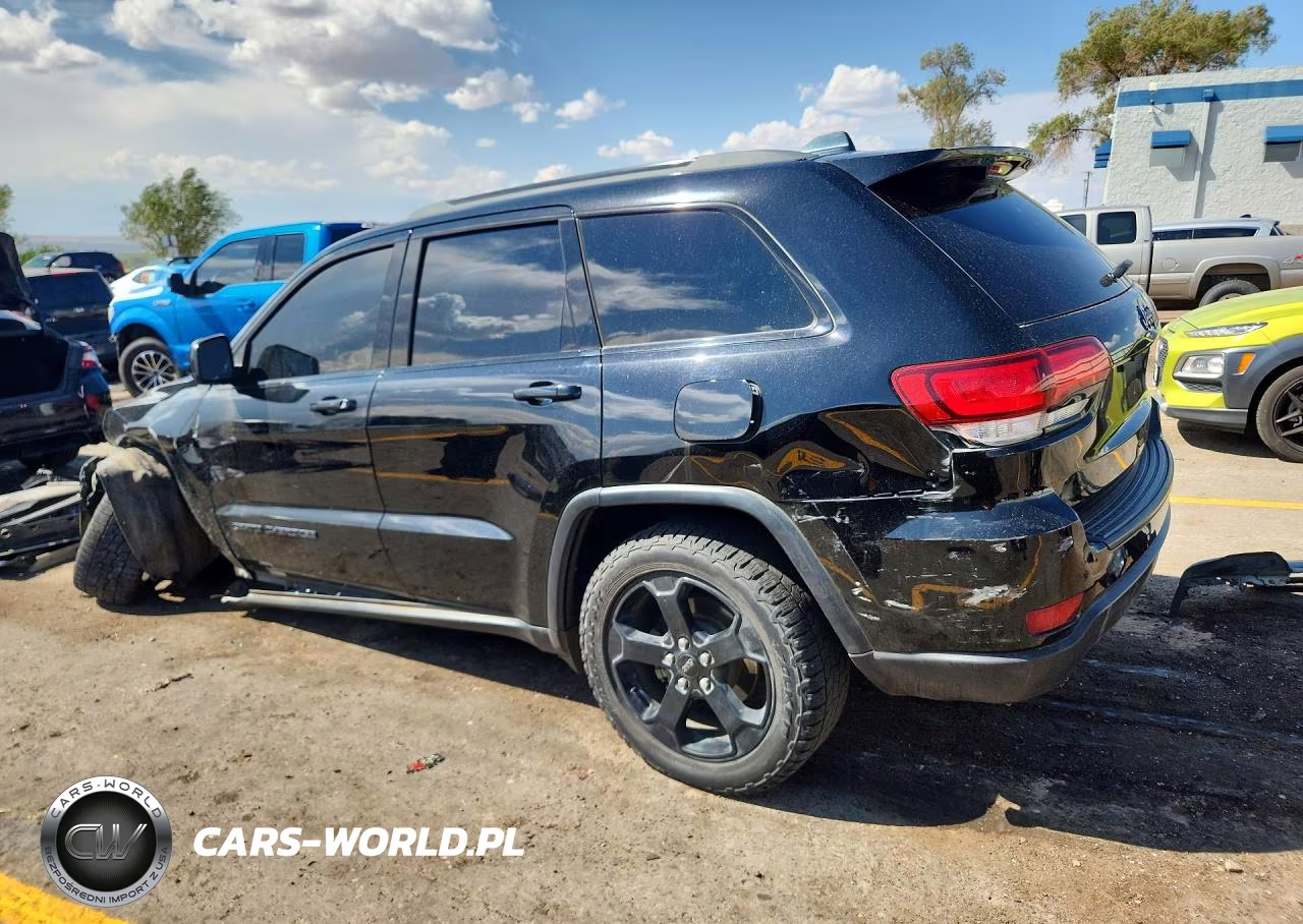 2019 Jeep Grand Cherokee Laredo VIN:1C4RJEAG9KC826831 - 2