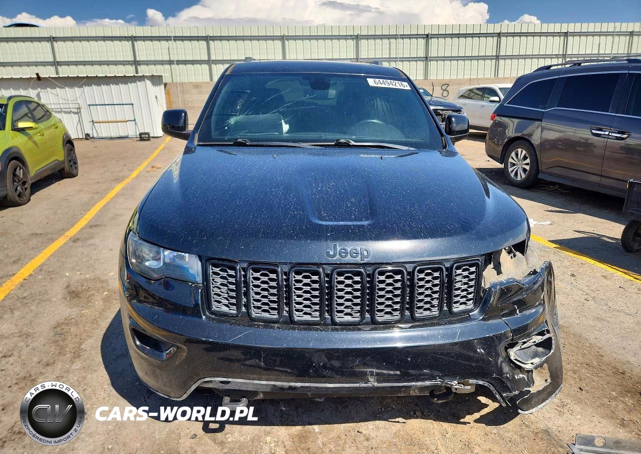 2019 Jeep Grand Cherokee Laredo VIN:1C4RJEAG9KC826831 - 5