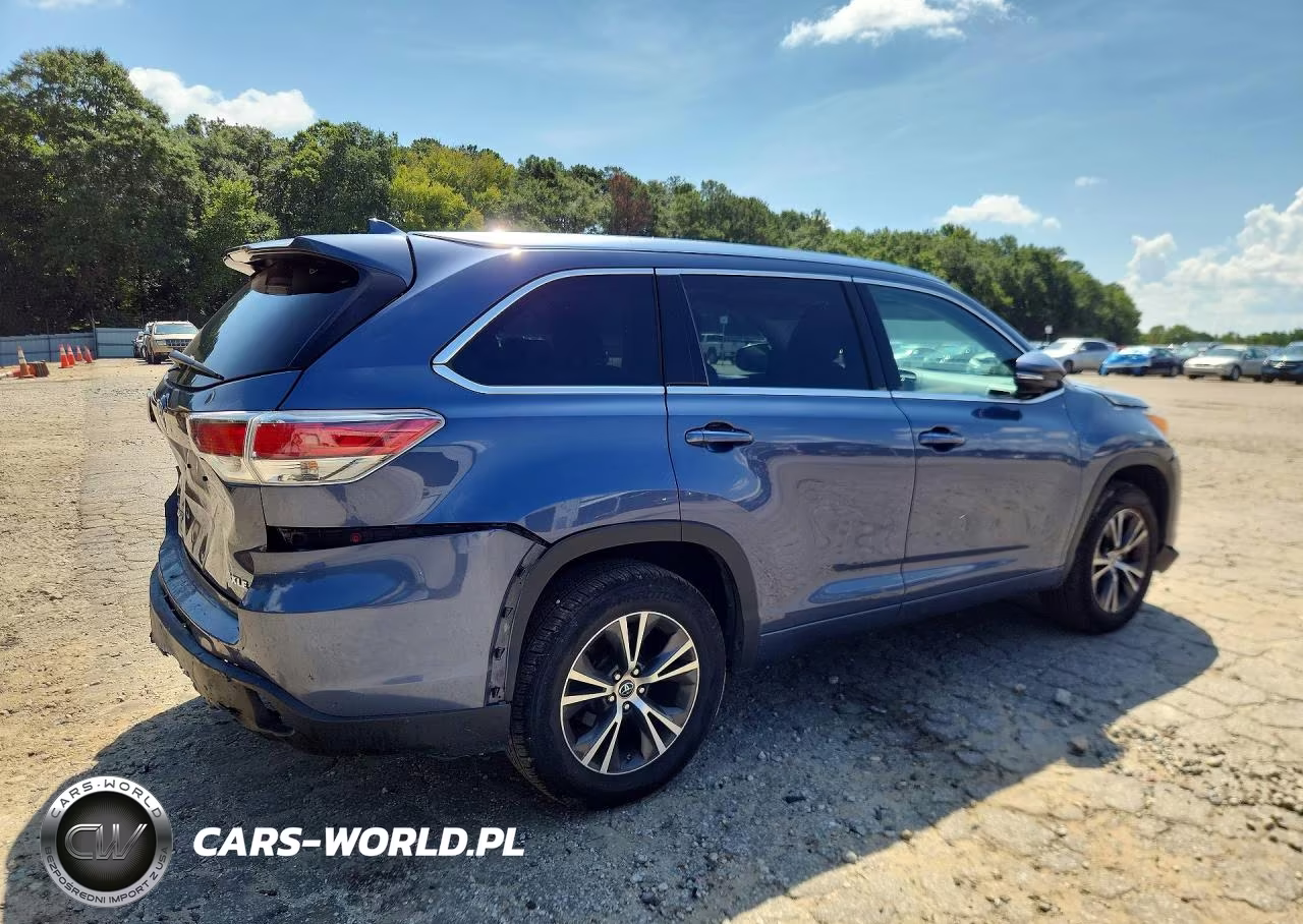 2016 Toyota Highlander Xle VIN:5TDKKRFHXGS121405 - 3