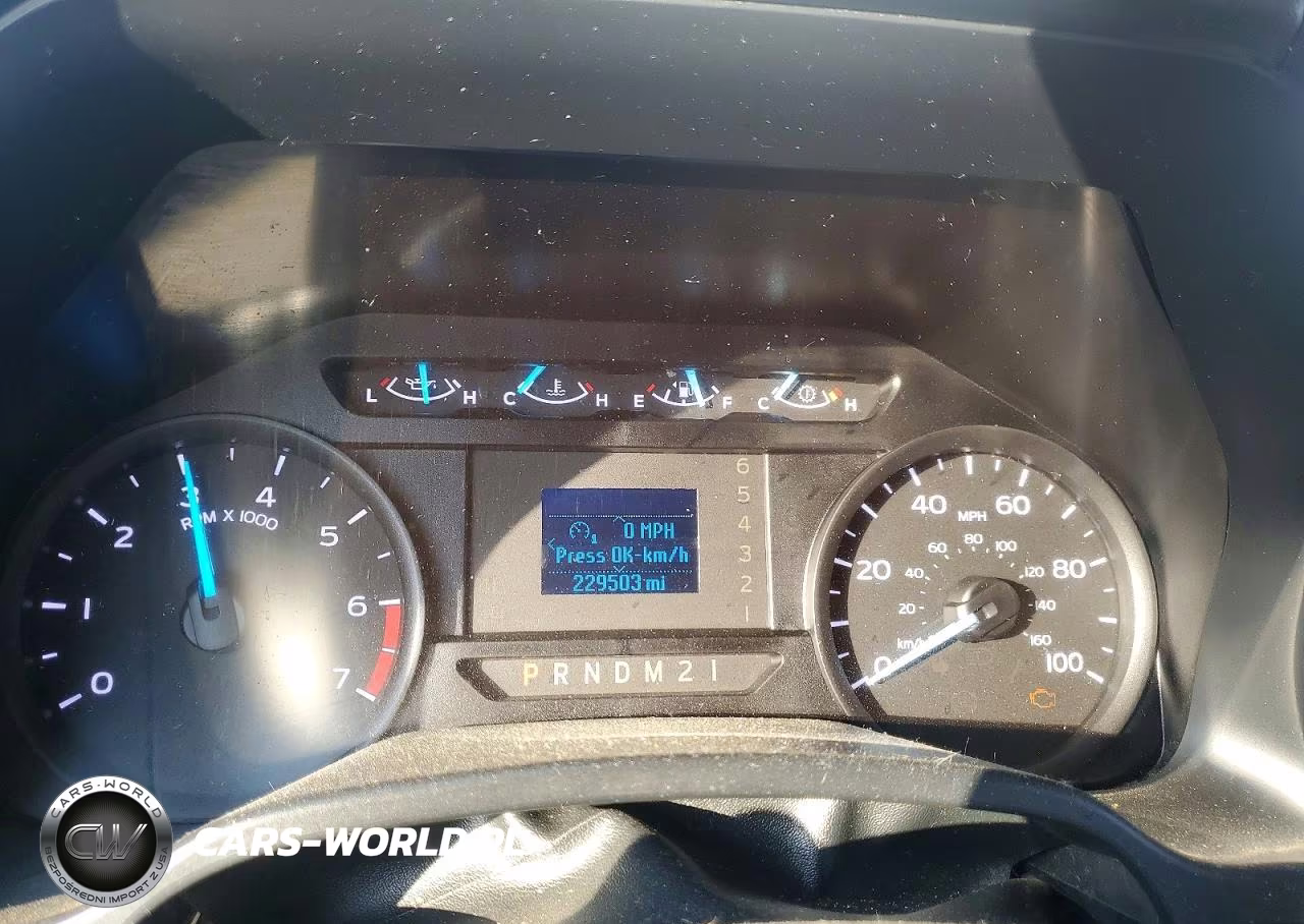 2018 Ford F250 Super Duty VIN:1FD7W2A64JEC54225 - 9