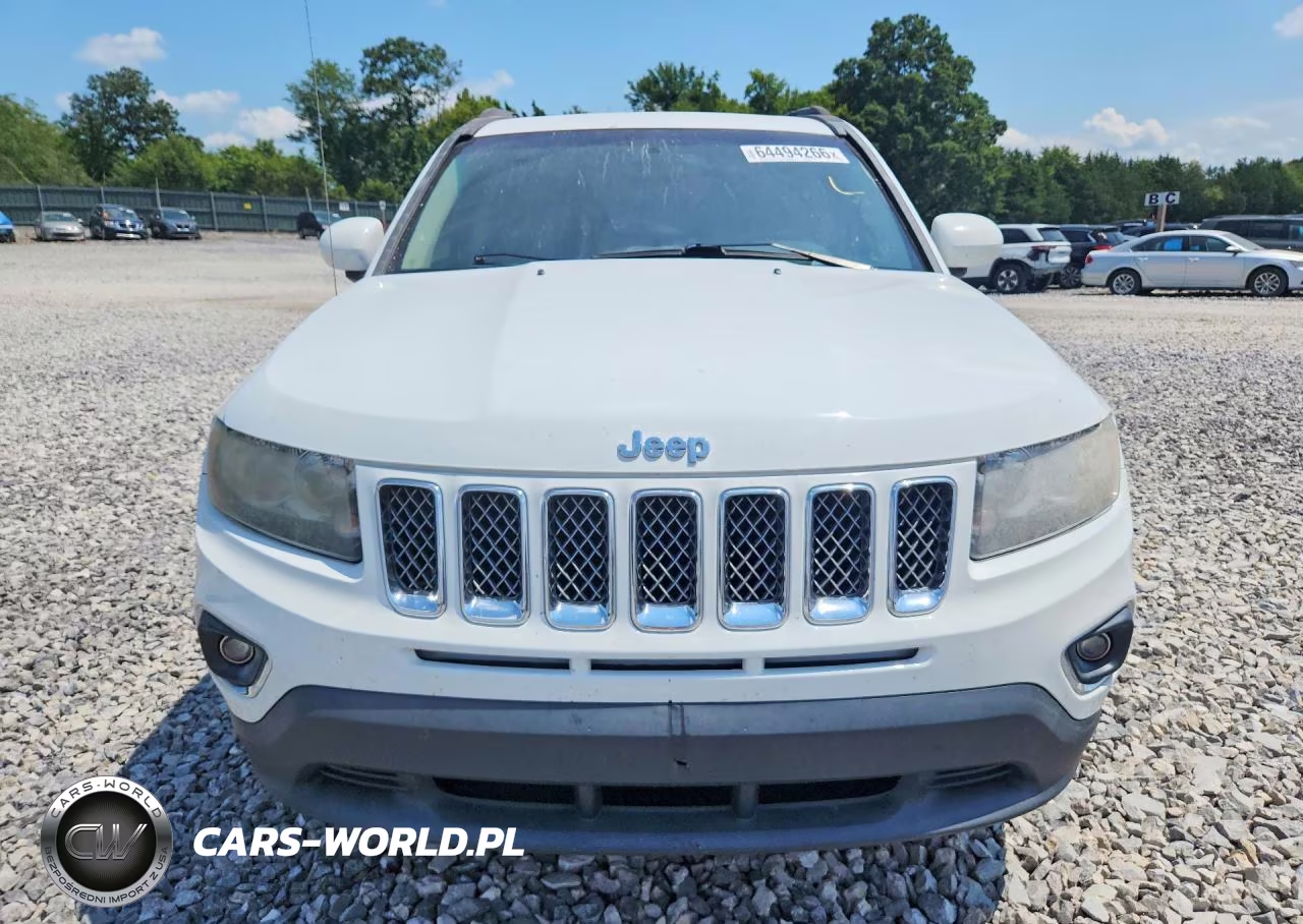 2016 Jeep Compass Latitude VIN:1C4NJDEB7GD558838 - 5