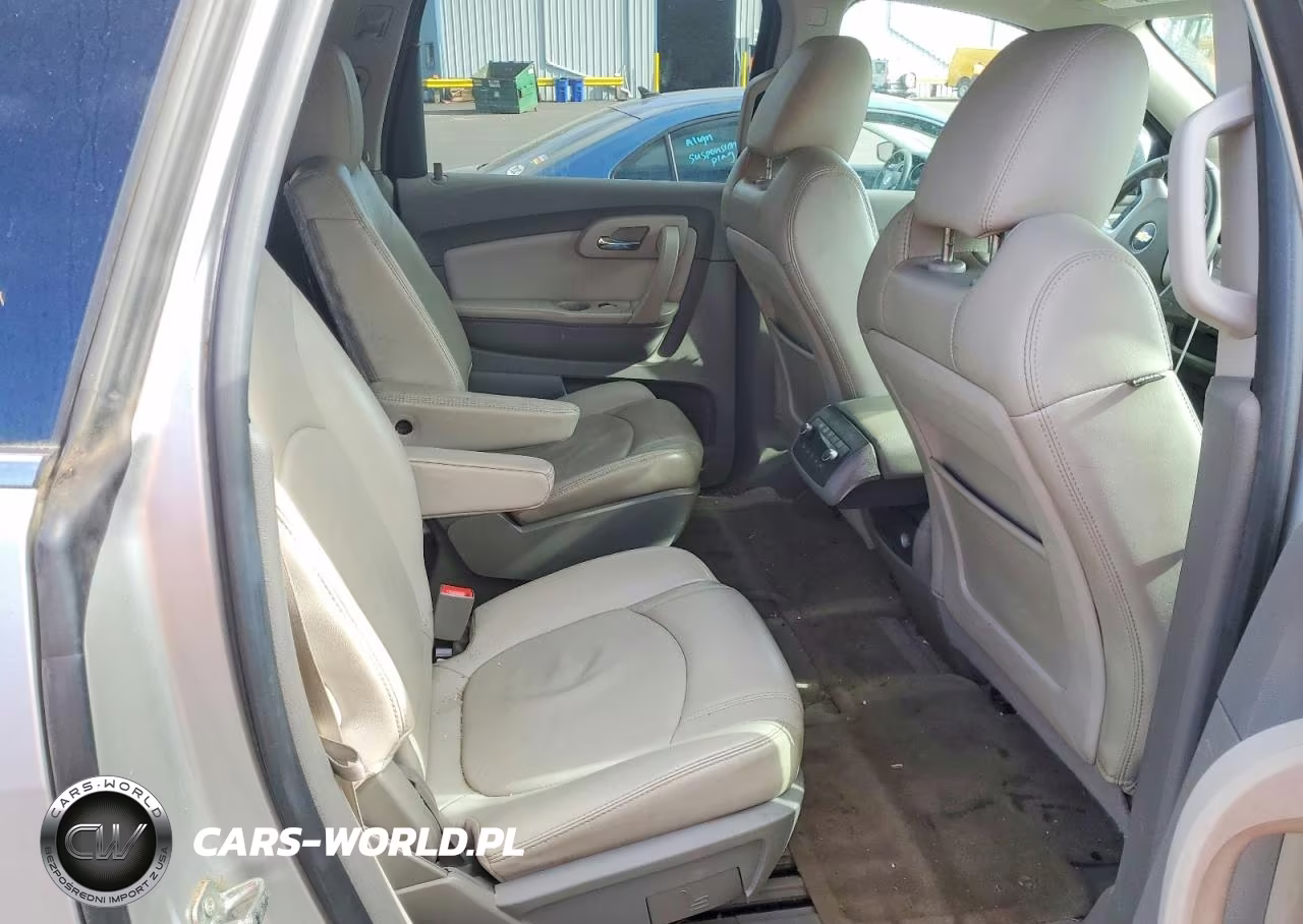 2011 Chevrolet Traverse Lt VIN:1GNKVJED5BJ372174 - 10