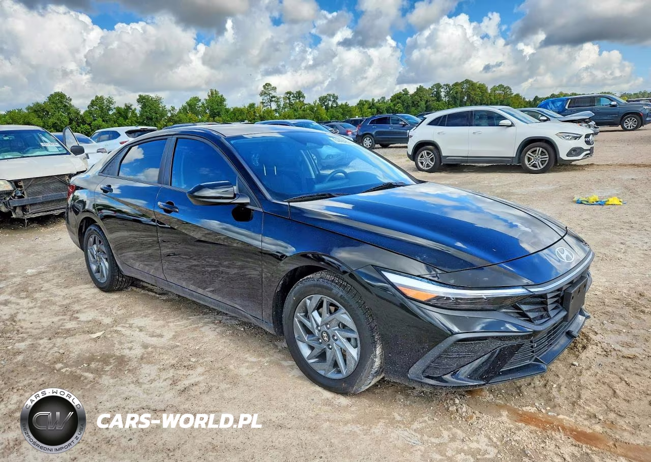 2024 Hyundai Elantra Blue VIN:KMHLM4DJ1RU110973 - 4