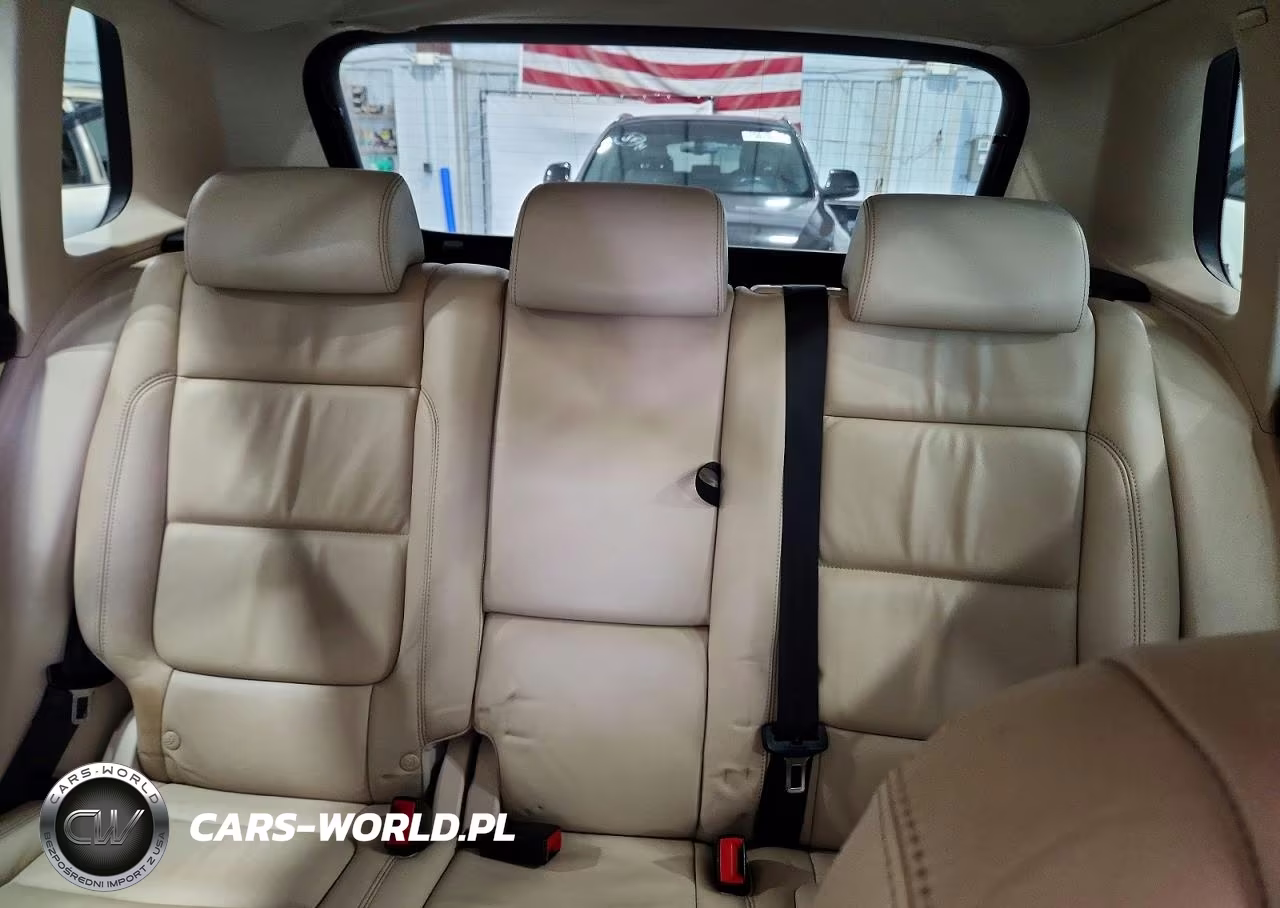 2010 Volkswagen Tiguan Se VIN:WVGBV7AX3AW511548 - 10