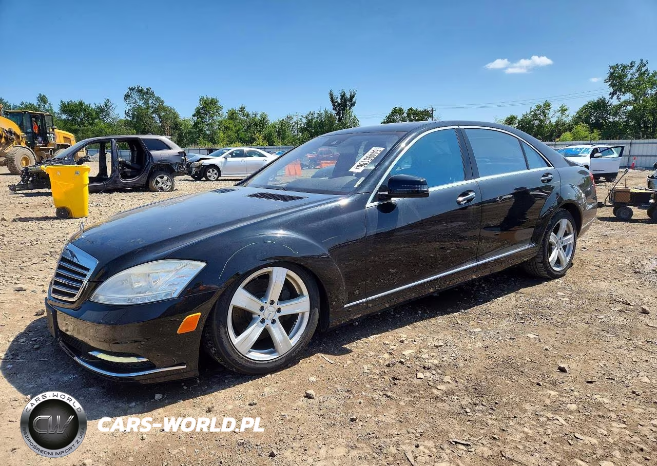 2010 Mercedes-Benz S 550