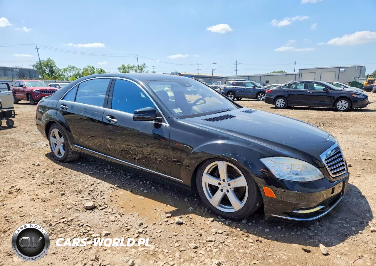 2010 Mercedes-Benz S 550 VIN:WDDNG7BB7AA356987 - 4