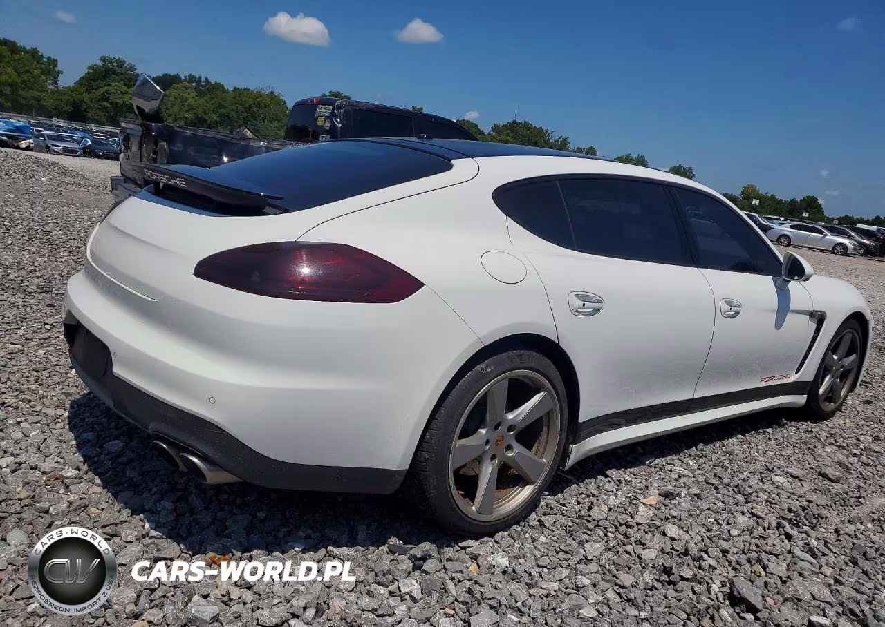 2014 Porsche Panamera 4S Executive VIN:WP0BB2A79EL063517 - 3