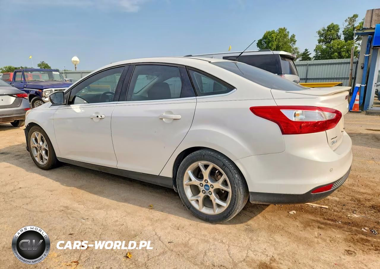 2013 Ford Focus Titanium VIN:1FADP3J21DL144732 - 2