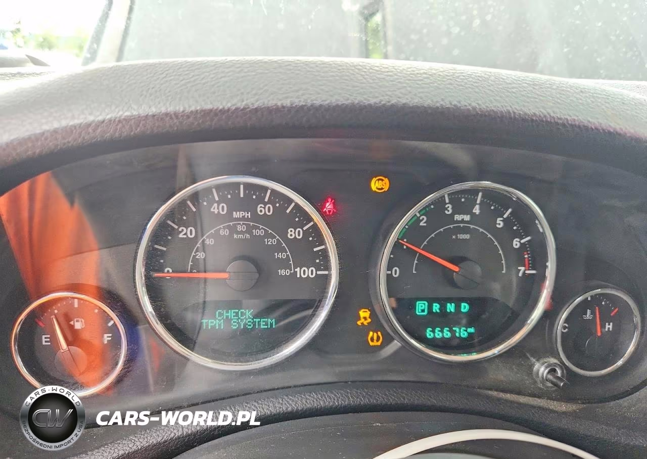 2017 Jeep Wrangler Unlimited Sport VIN:1C4BJWDG5HL627030 - 9