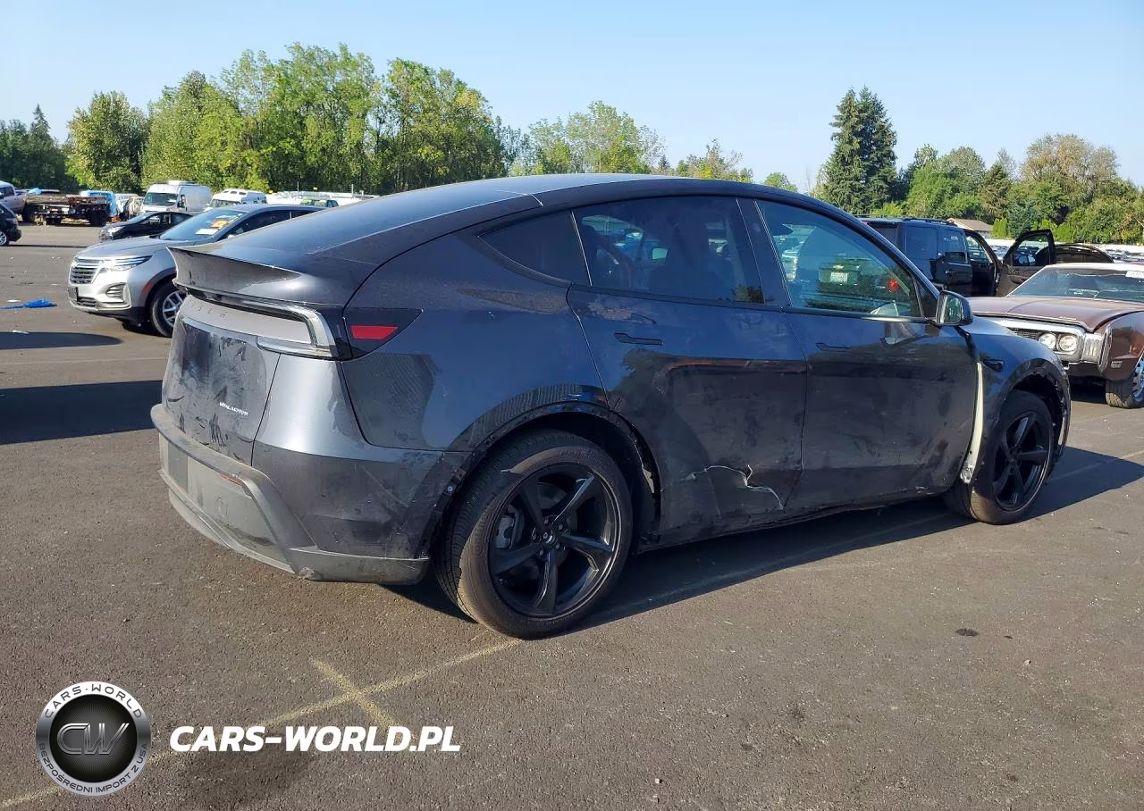 2026 Tesla Model Y VIN:7SAYGDEE2TF408163 - 3