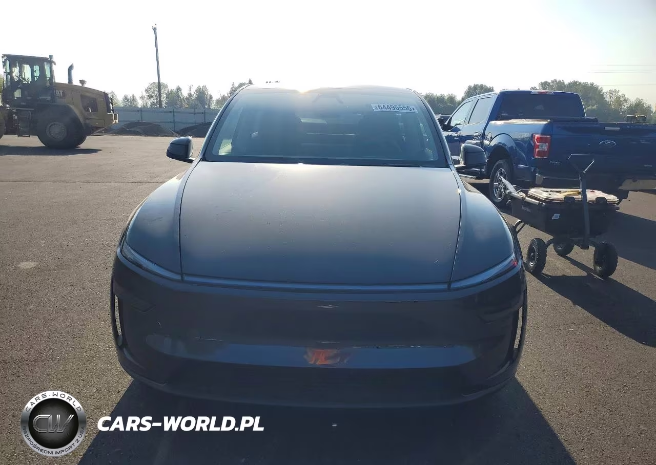 2026 Tesla Model Y VIN:7SAYGDEE2TF408163 - 5