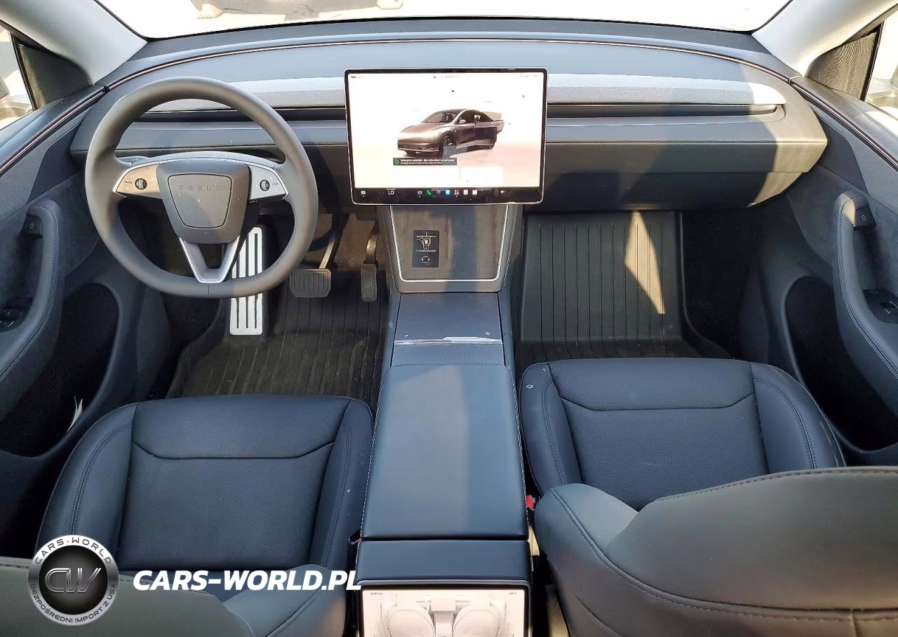 2026 Tesla Model Y VIN:7SAYGDEE2TF408163 - 8