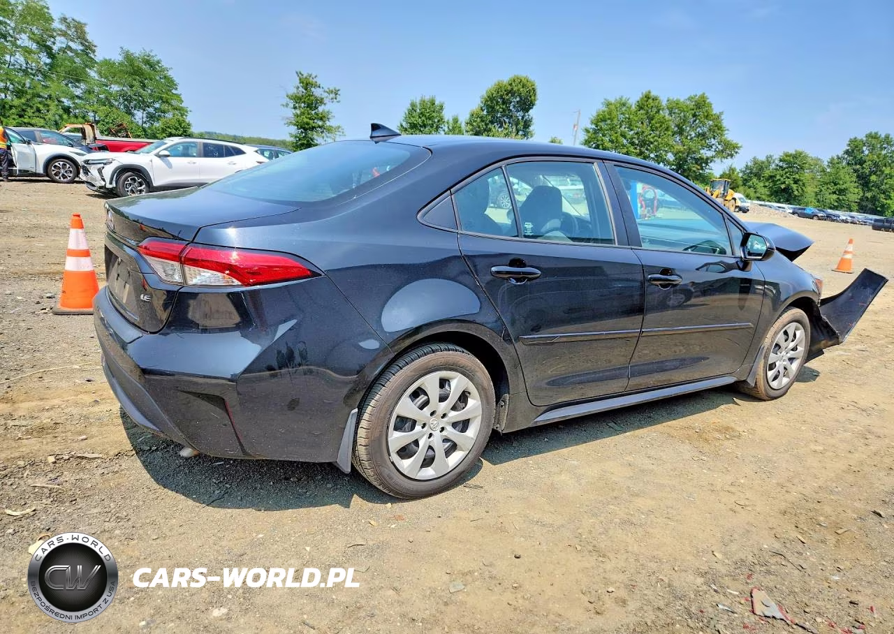 2021 Toyota Corolla Le VIN:5YFEPMAE2MP174764 - 3