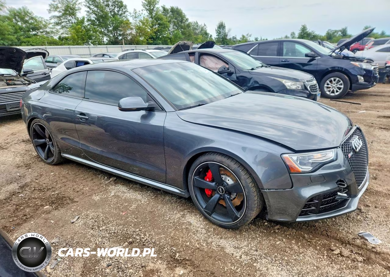 2015 Audi Rs5 VIN:WUAC6AFR0FA901625 - 4