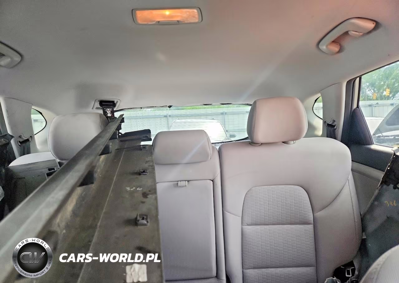 2020 Hyundai Tucson Value VIN:KM8J33A43LU141751 - 10