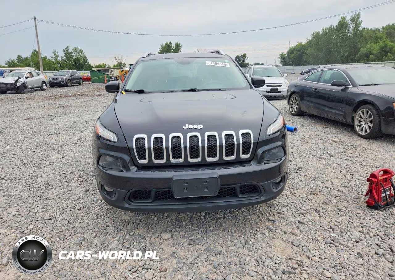 2015 Jeep Cherokee Latitude VIN:1C4PJMCB7FW733894 - 5