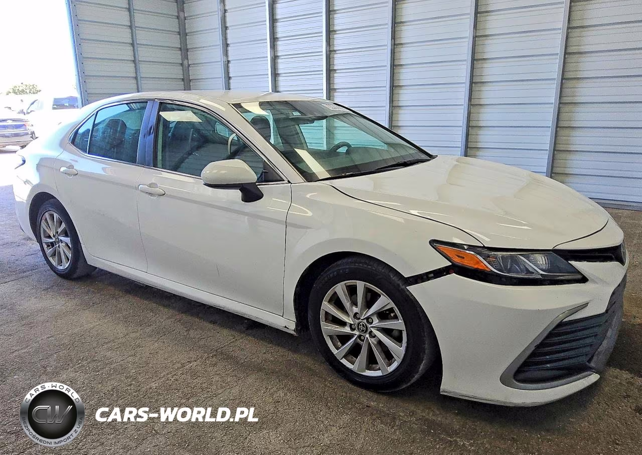 2021 Toyota Camry Le VIN:4T1C11AK9MU457822 - 4