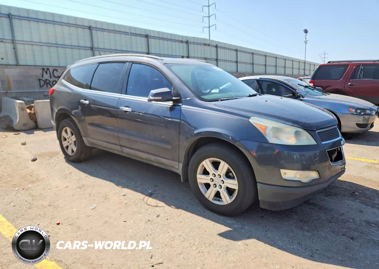 2011 Chevrolet Traverse Lt VIN:1GNKRJED5BJ324775 - 4