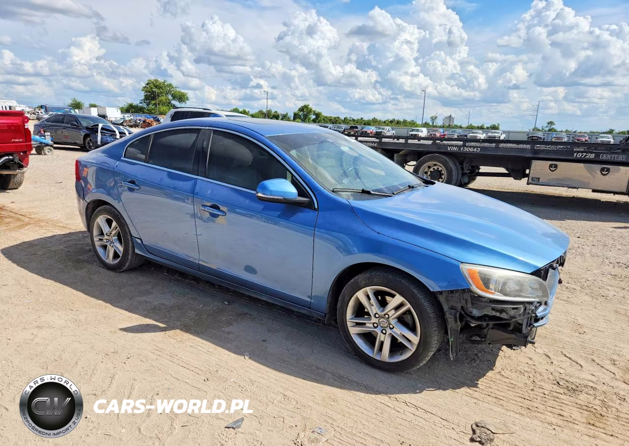 2015 Volvo S60 Premier VIN:YV126MFB3F1305285 - 4