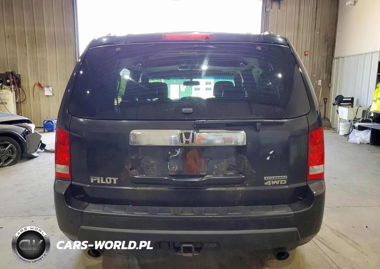 2011 Honda Pilot Touring VIN:5FNYF4H98BB028192 - 6