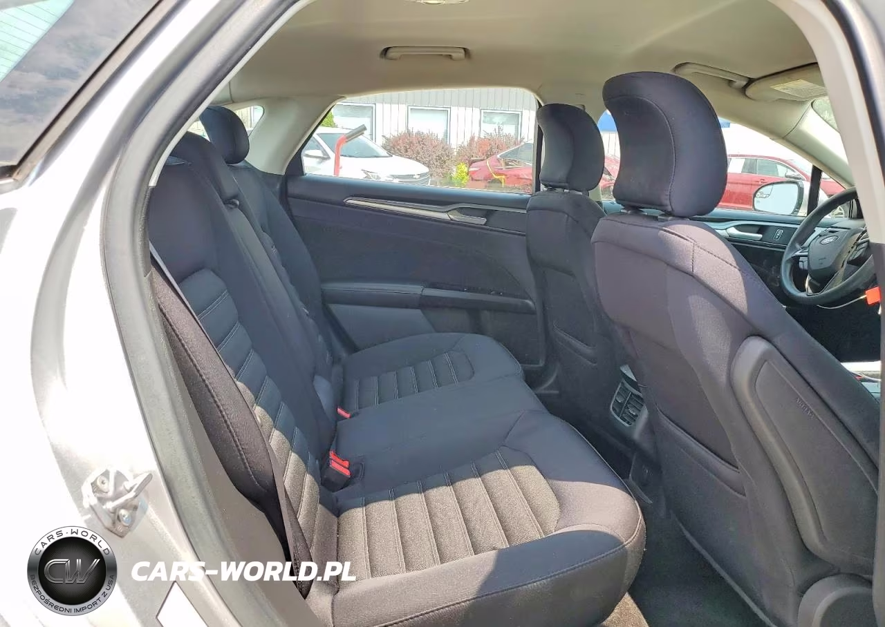 2015 Ford Fusion Se VIN:1FA6P0H76F5124704 - 10