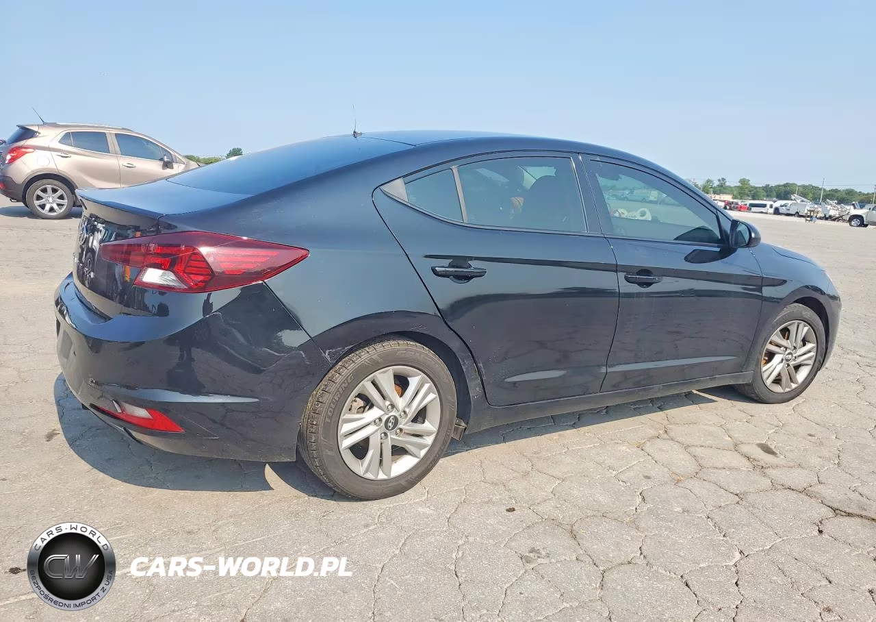 2020 Hyundai Elantra Sel VIN:5NPD84LF2LH584586 - 3