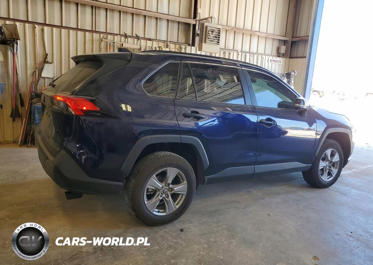 2025 Toyota Rav4 Xle VIN:2T3W1RFV1SW416300 - 3