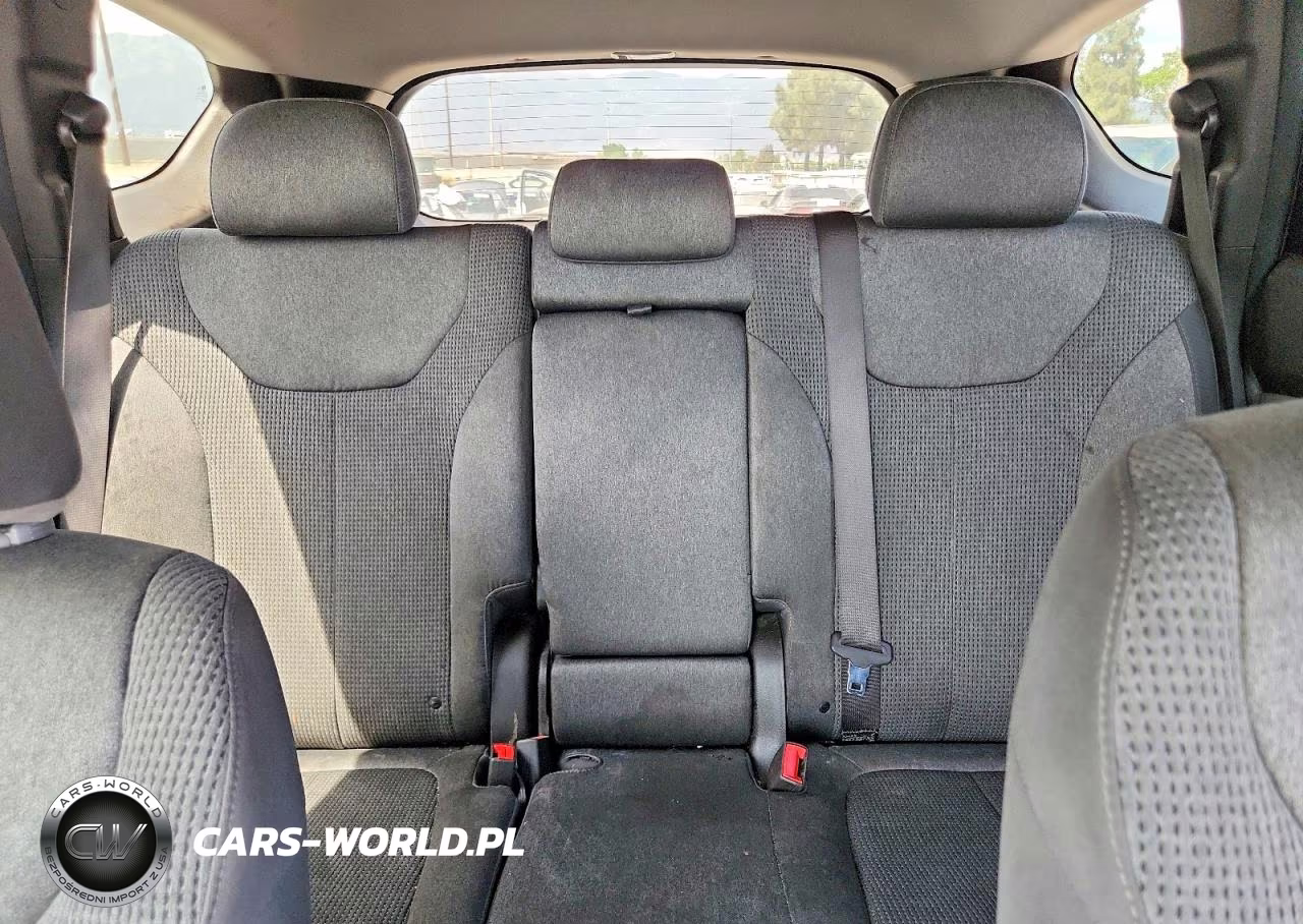 2020 Hyundai Santa Fe Se VIN:5NMS23ADXLH149736 - 10
