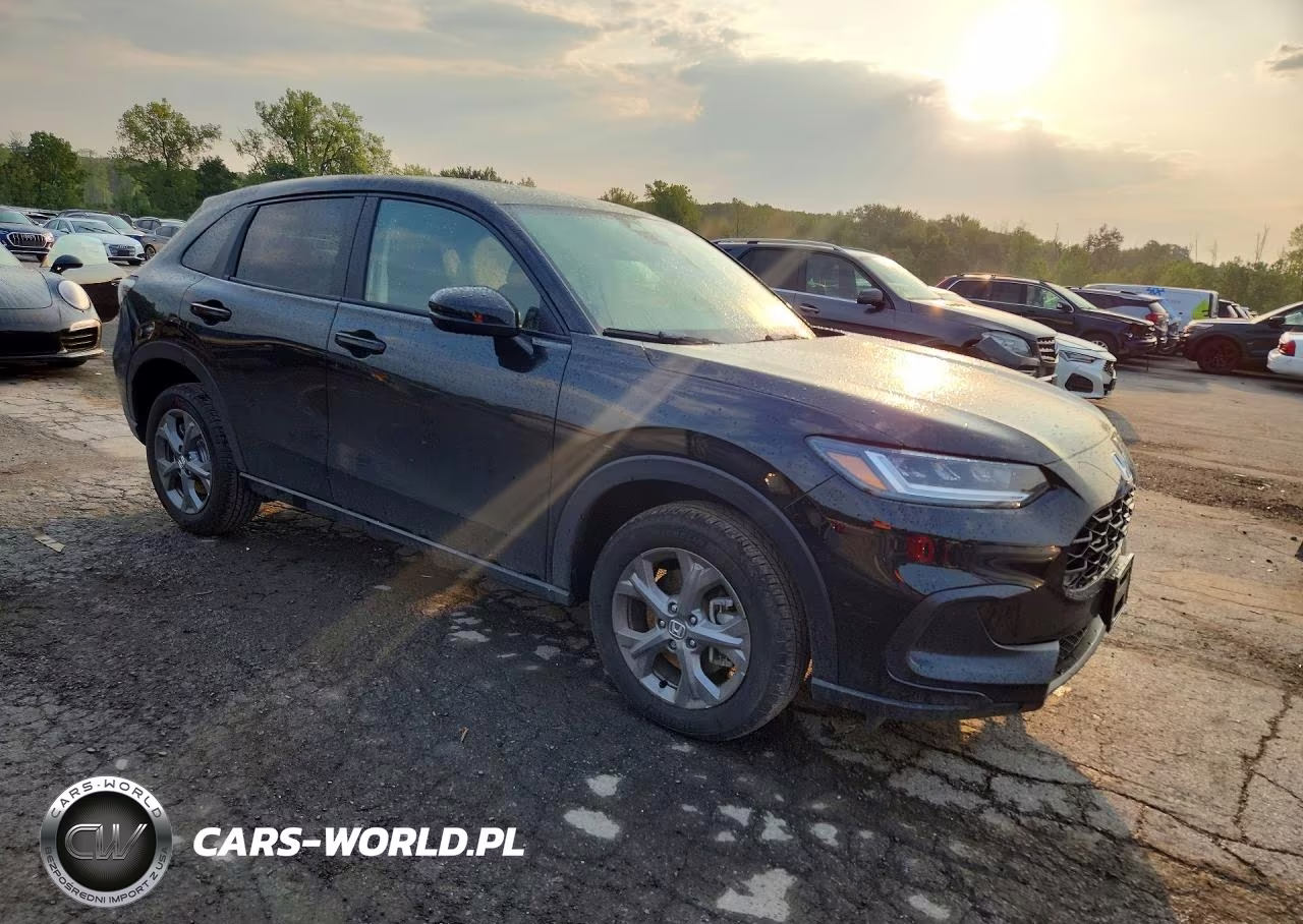 2026 Honda Hr-V Lx VIN:3CZRZ2H3XTM755465 - 4