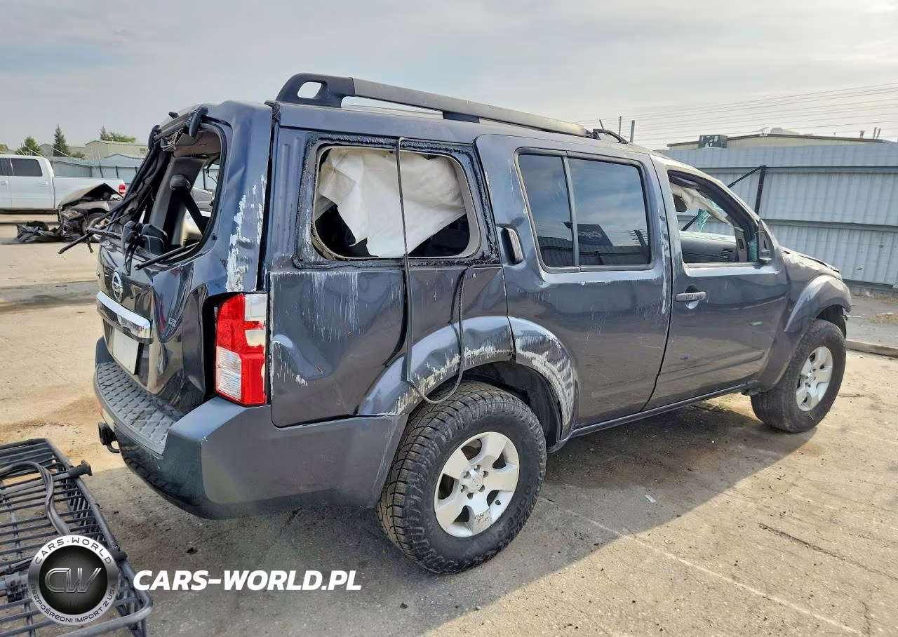 2010 Nissan Pathfinder S Fe+ VIN:5N1AR1NN7AC620585 - 3