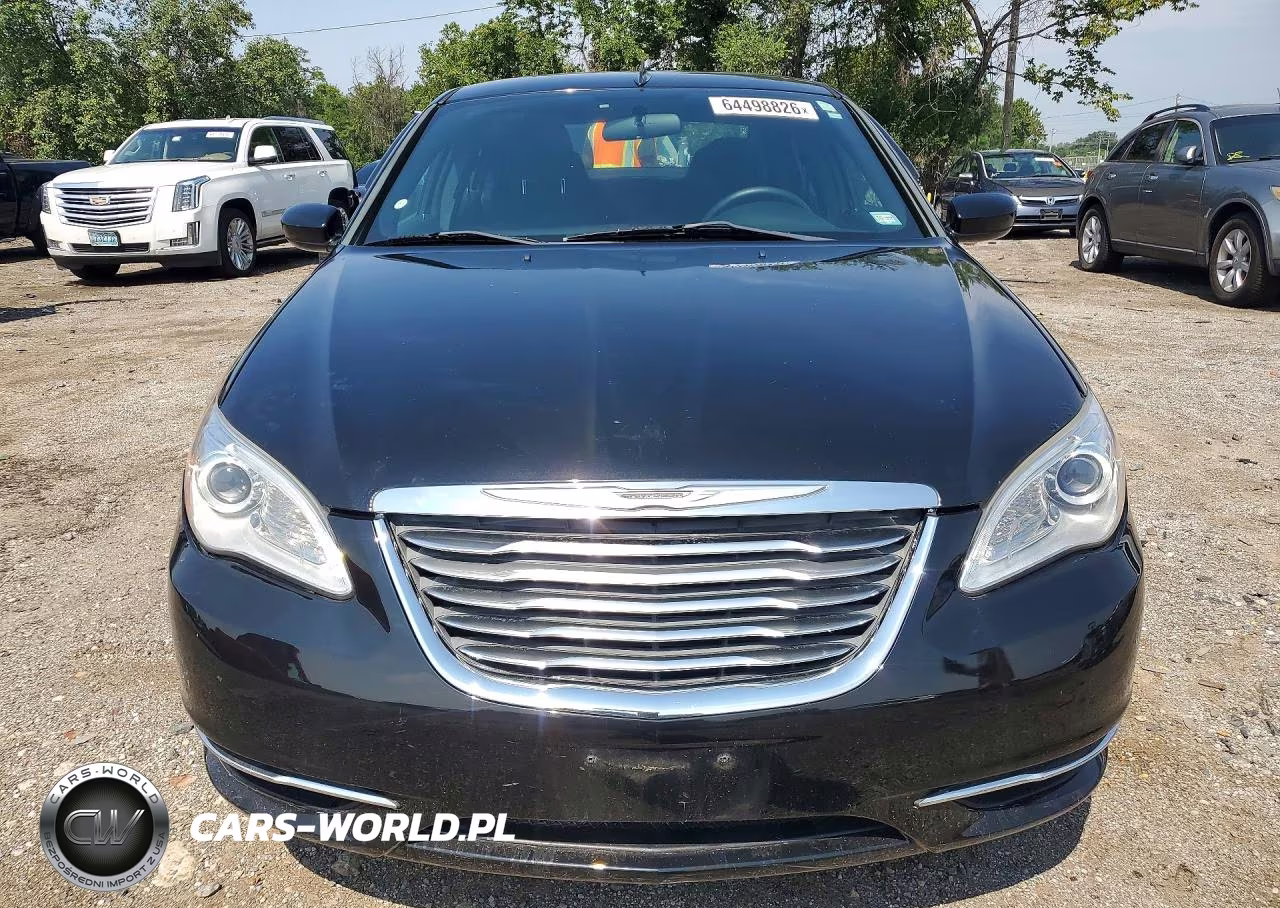 2014 Chrysler 200 Touring VIN:1C3CCBBG4EN106749 - 5