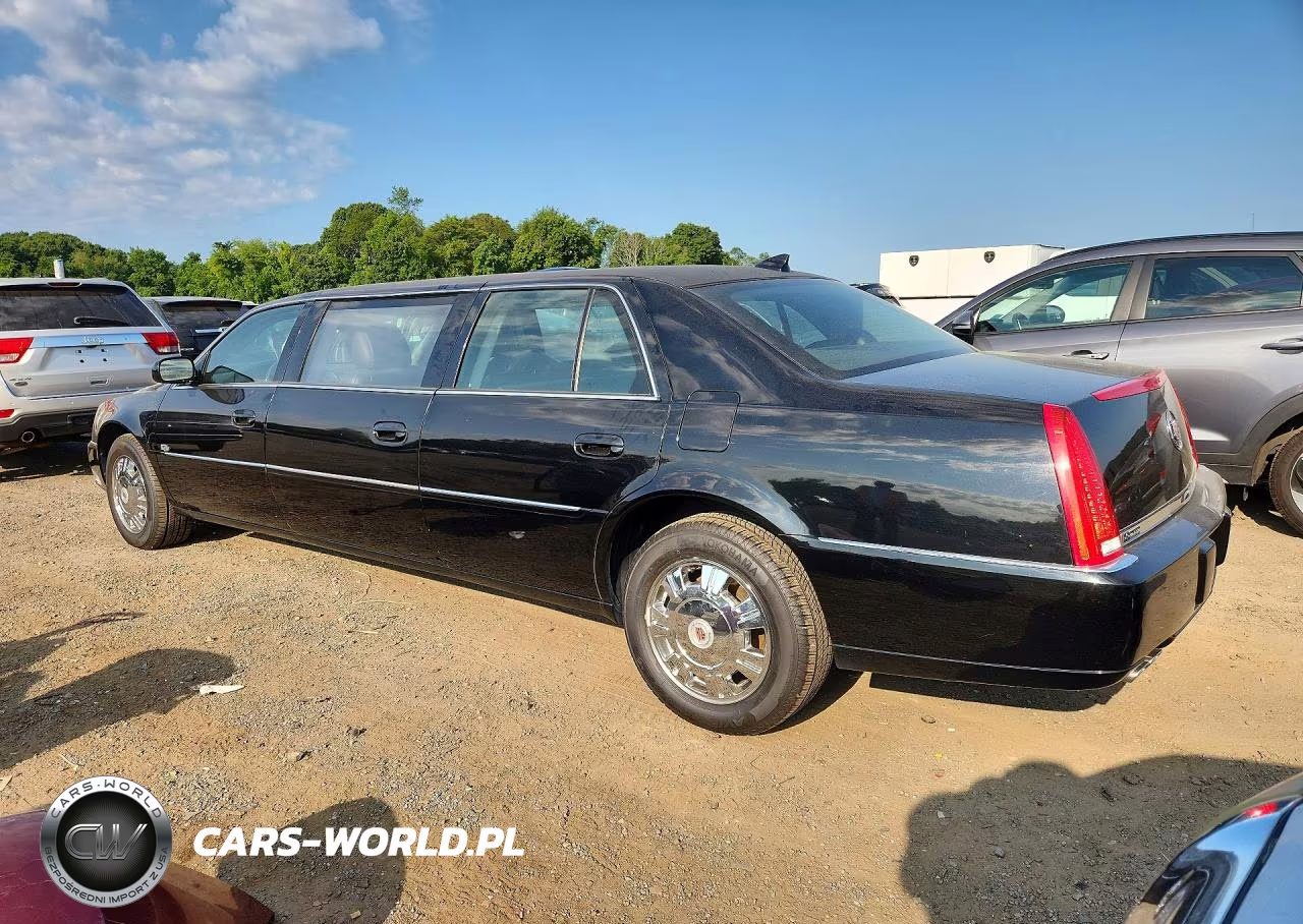 2009 Cadillac Professional Chassis VIN:1GEEK90Y59U550219 - 2