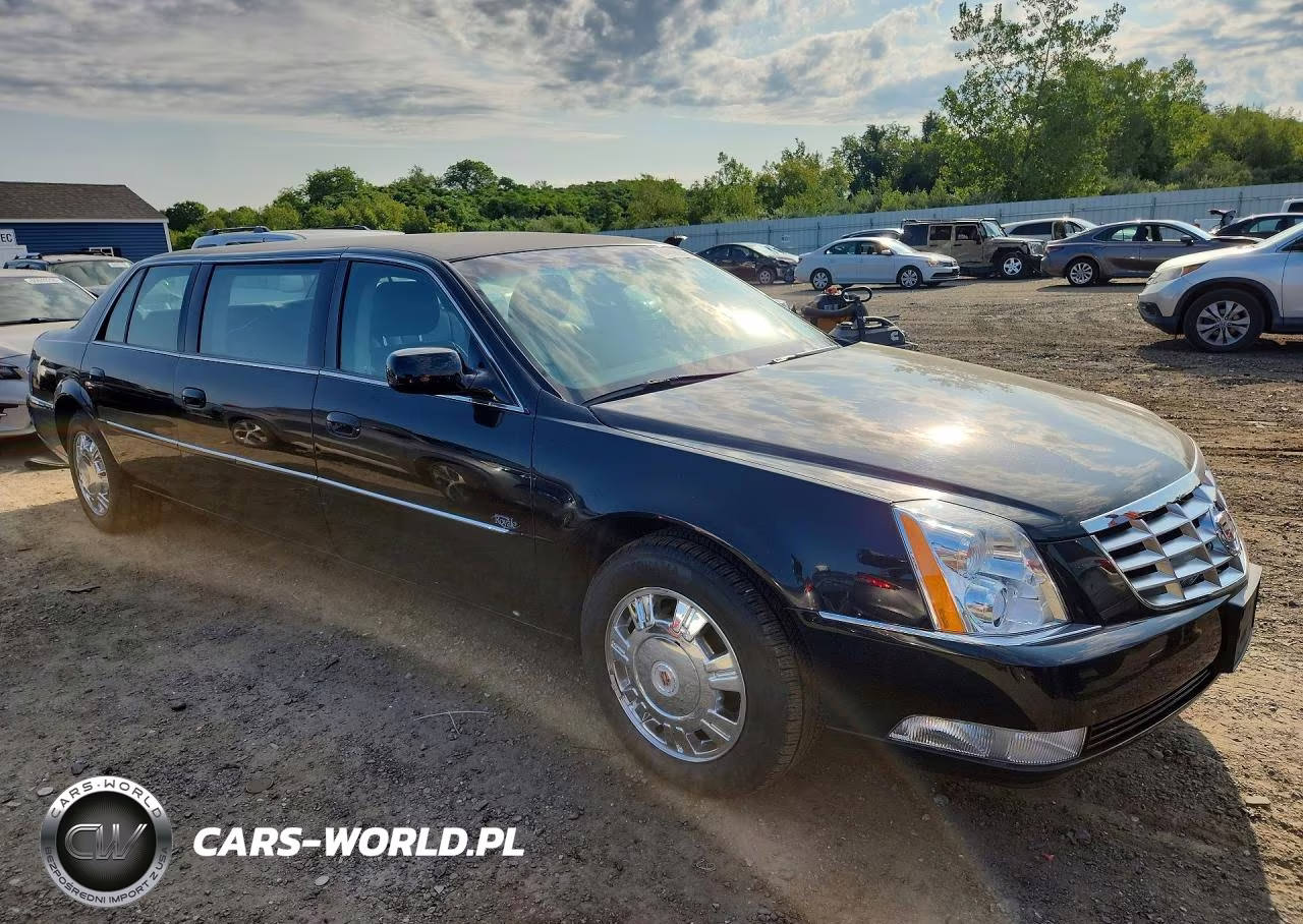 2009 Cadillac Professional Chassis VIN:1GEEK90Y59U550219 - 4