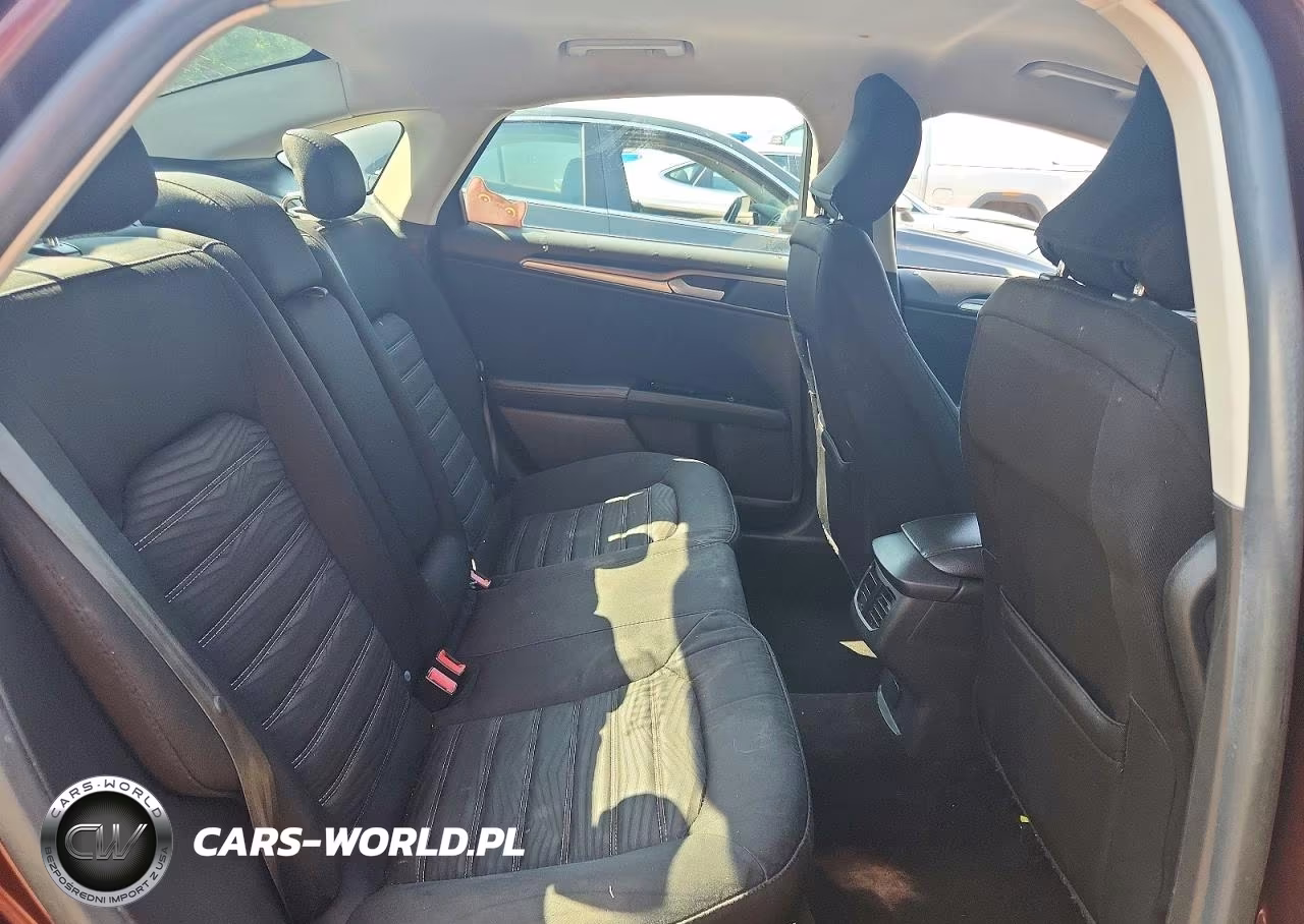 2016 Ford Fusion Se VIN:3FA6P0H79GR298085 - 10