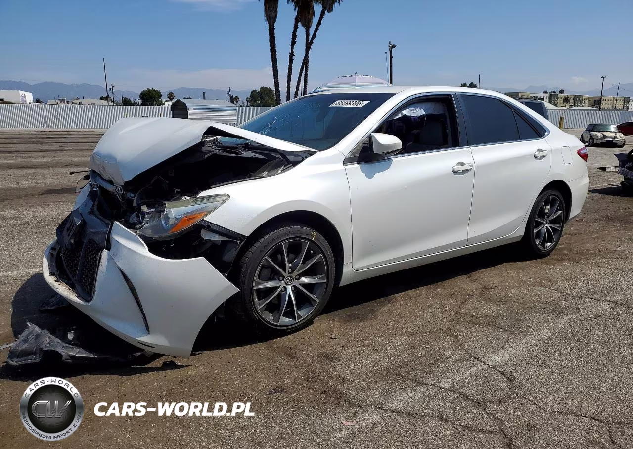 2017 Toyota Camry Xse – zdjęcie 1 z 12