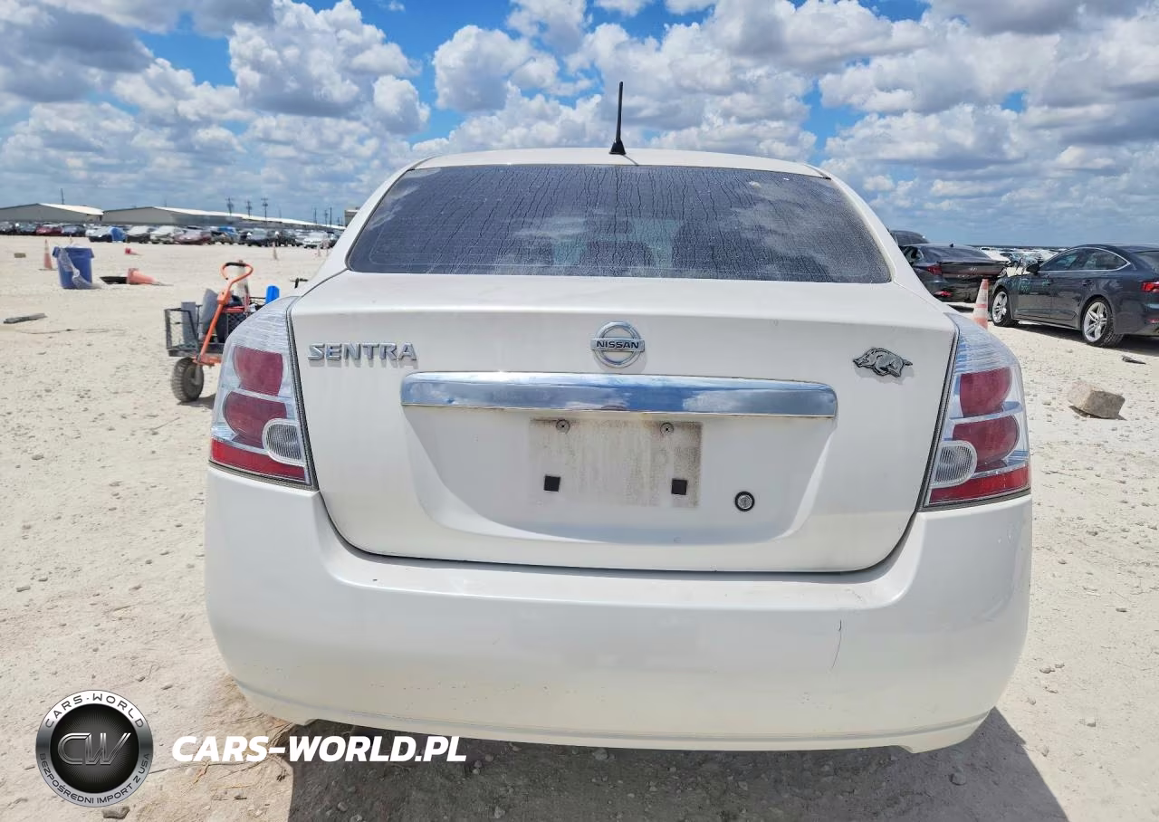 2010 Nissan Sentra 2.0 VIN:3N1AB6AP5AL625594 - 6