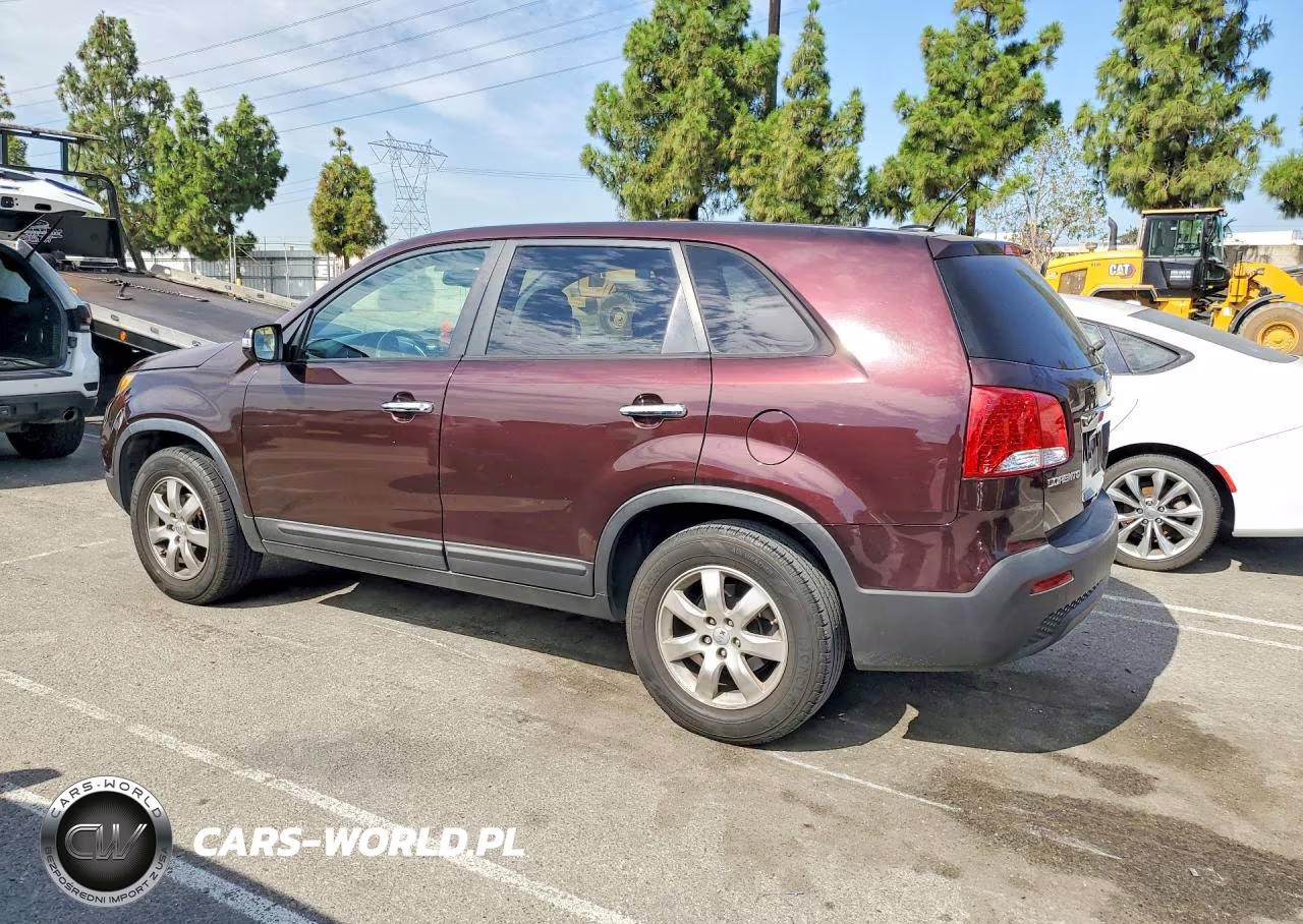2013 Kia Sorento Lx VIN:5XYKT4A16DG394750 - 2