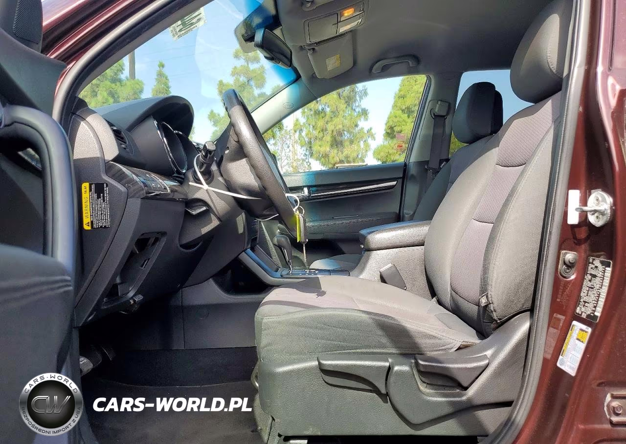 2013 Kia Sorento Lx VIN:5XYKT4A16DG394750 - 7