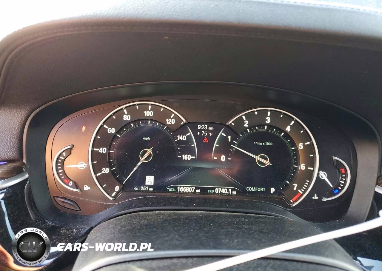 2018 BMW 540 I VIN:WBAJE5C53JWA94237 - 9