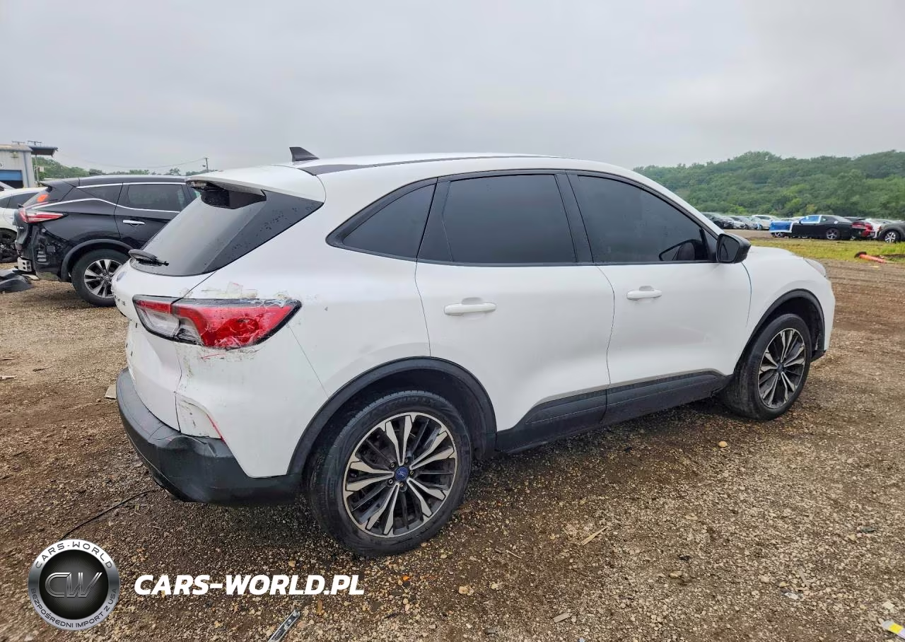2022 Ford Escape Se VIN:1FMCU0G67NUA31480 - 3