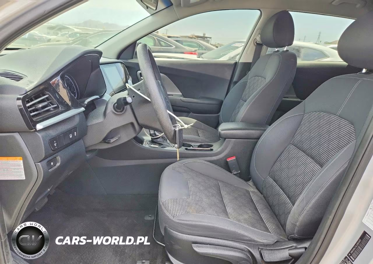 2020 Kia Niro VIN:KNDCB3LC4L5365402 - 7