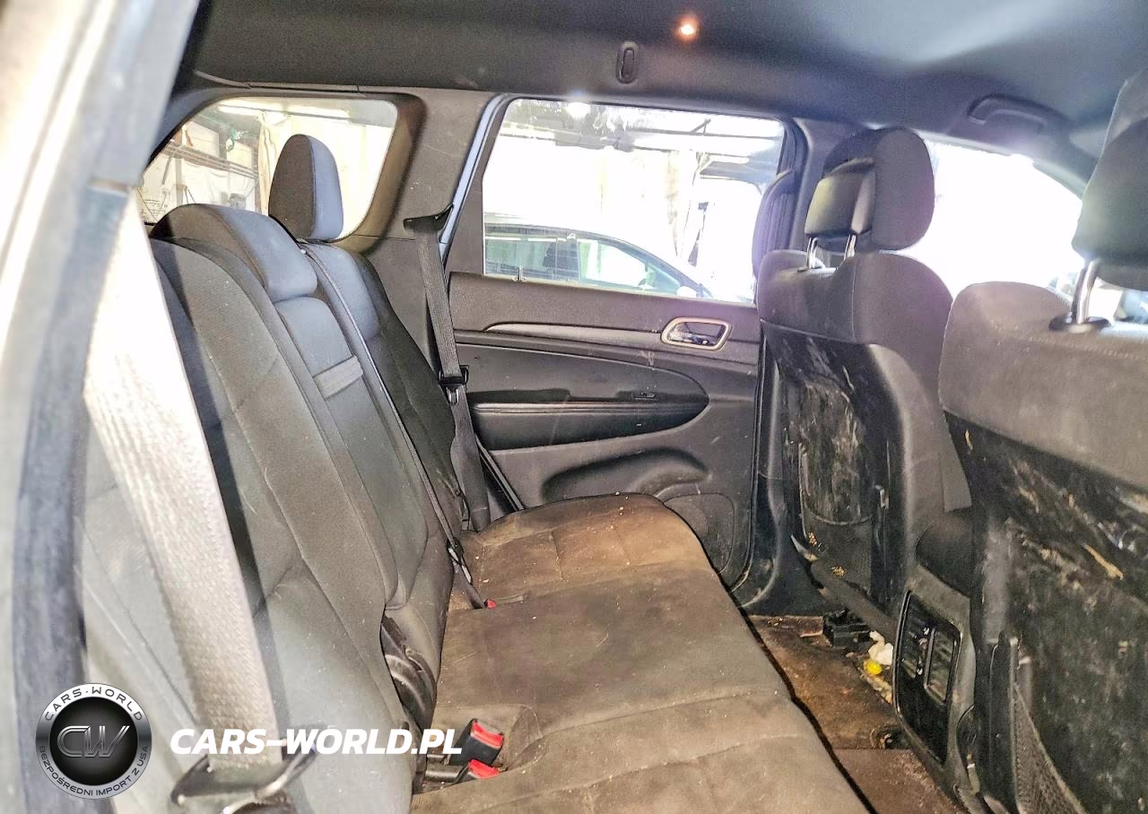 2016 Jeep Grand Cherokee Laredo VIN:1C4RJFAG0GC404184 - 11