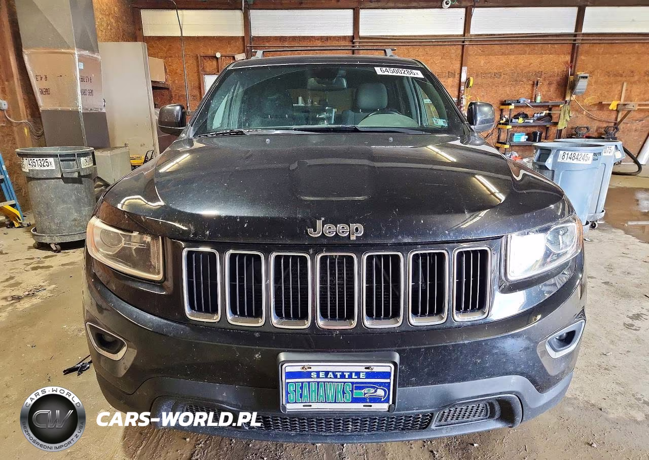 2016 Jeep Grand Cherokee Laredo VIN:1C4RJFAG0GC404184 - 5