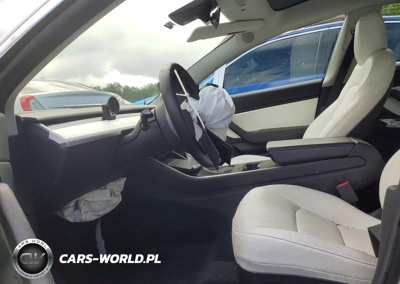 2019 Tesla Model 3 VIN:5YJ3E1EA4KF486614 - 7
