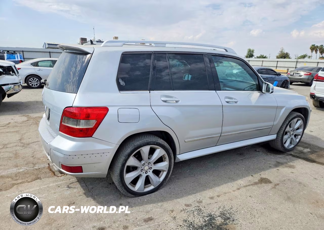 2010 Mercedes-Benz Glk 350 VIN:WDCGG5GB7AF350555 - 3