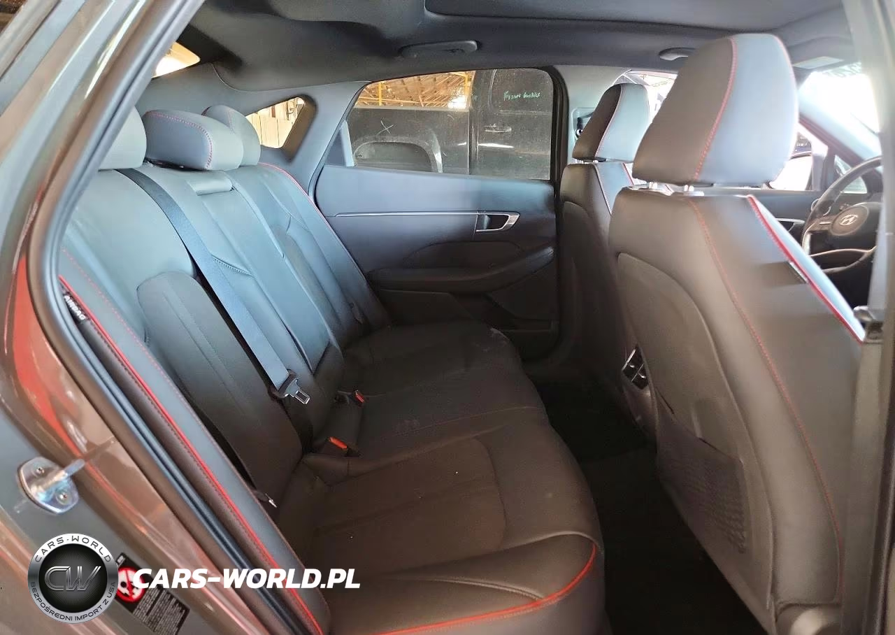 2023 Hyundai Sonata Sel Plus VIN:KMHL44J28PA248103 - 10