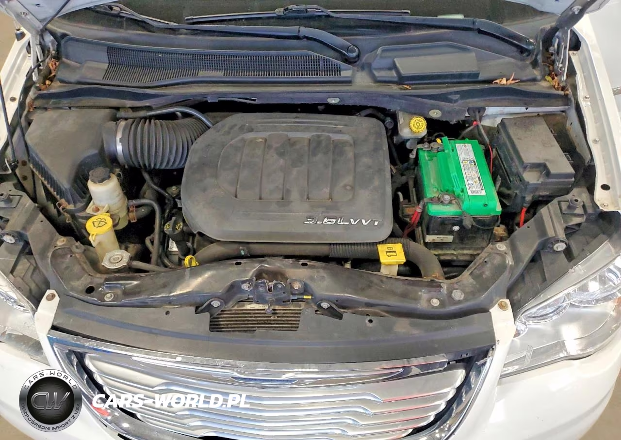 2011 Chrysler Town & Country Touring VIN:2A4RR5DG3BR677466 - 12