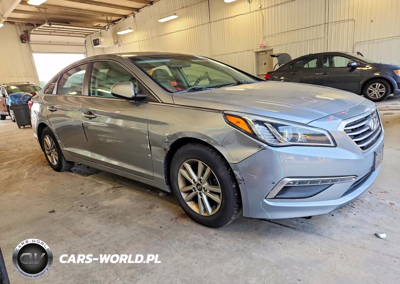 2015 Hyundai Sonata Se VIN:5NPE24AF9FH002805 - 4