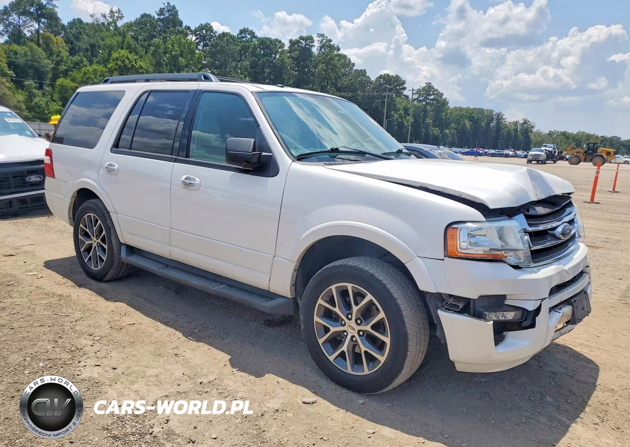 2015 Ford Expedition Xlt VIN:1FMJU1HT3FEF18494 - 4
