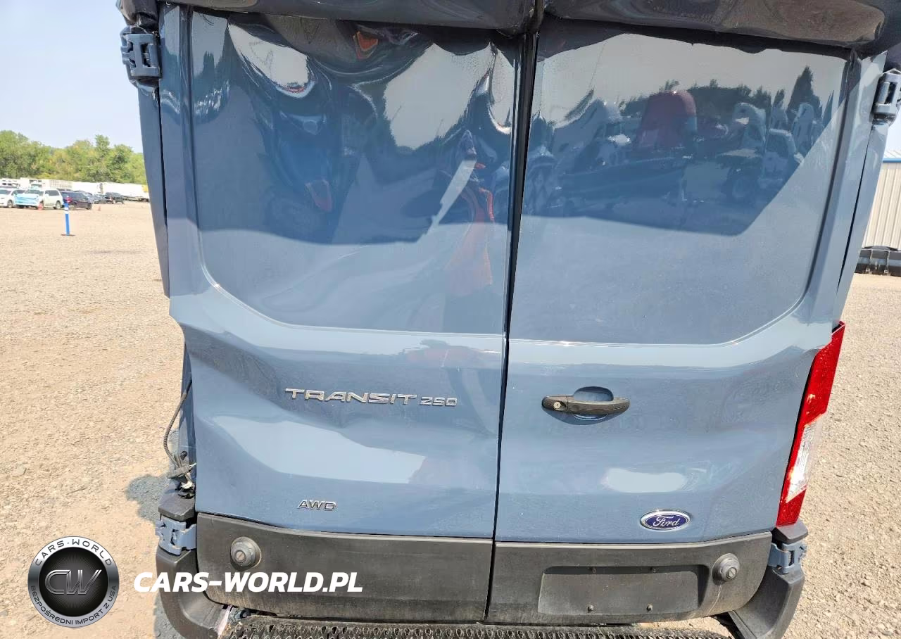 2022 Ford Transit T-250 VIN:1FTBR3U81NKA61319 - 10